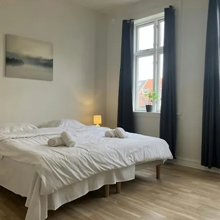 Apartament And Spacious For 4 *