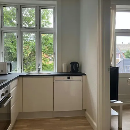 And Spacious For 4 Apartament *